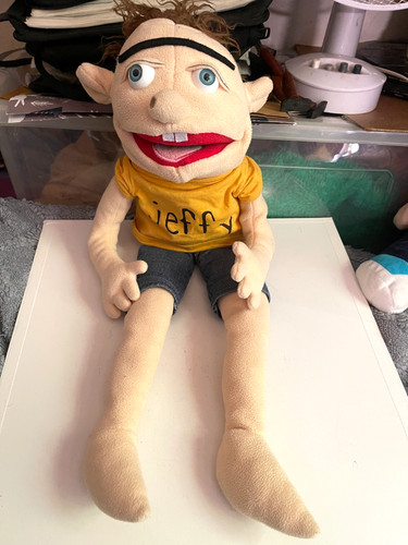 Jeffy puppet hand - jeffy,
