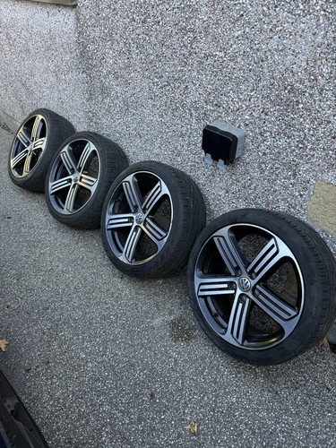 Genuine volkswagen golf r - genuine,