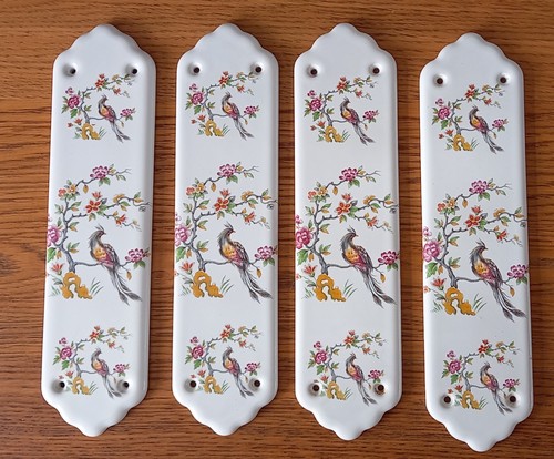 Vintage ceramic door finger