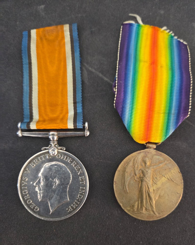 War and victory medals - war,