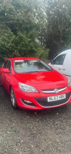Vauxhall astra red 2010 - j, 2010-