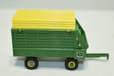 Ertl 1:64 John Deere