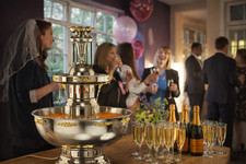 CHAMPAGNE FOUNTAIN Wine