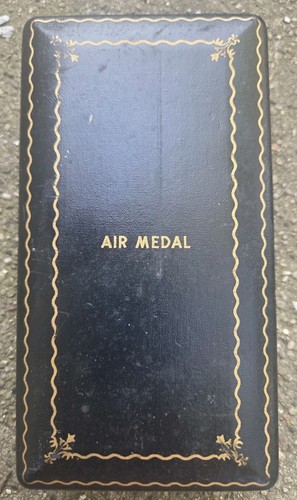 Slot broach air medal oak - medal,