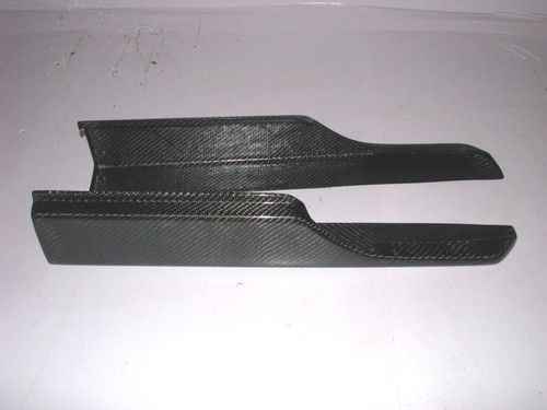 Carbon fiber side skirt - side, spat