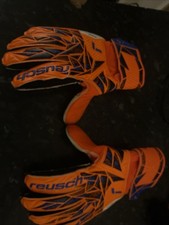 Reusch Attrakt Starter Solid