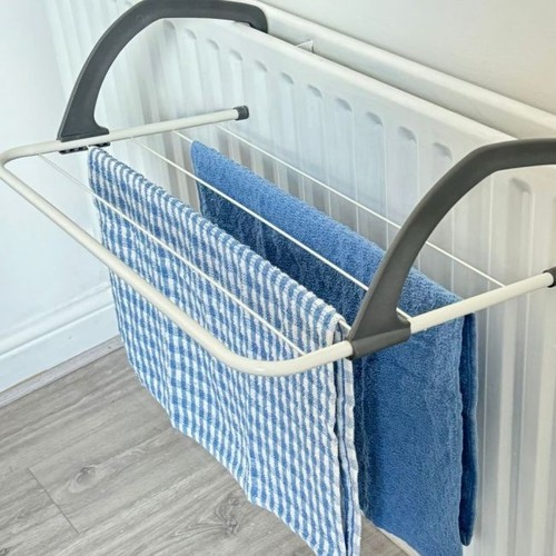 Radiator airer clothes - radiator,