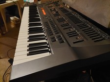 Roland JD-800 Synthesizer