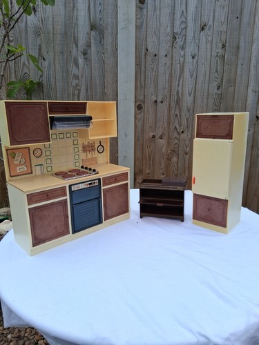 Vintage sindy kitchen spares - kitchen,
