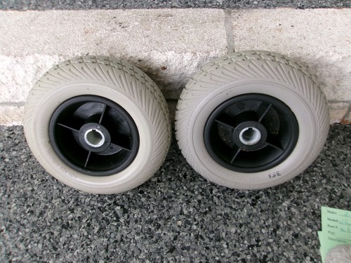 Pair 8 rear wheel - of, 4