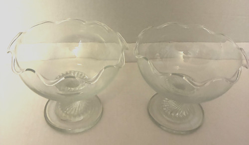 Large vintage fluted glass - large,