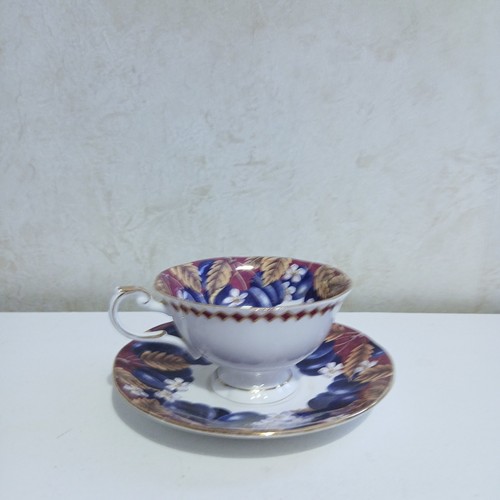 Queen fine bone china - bone,