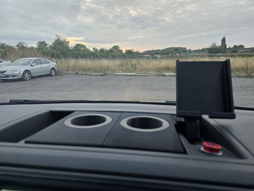 Dual cup phone holder - t6,