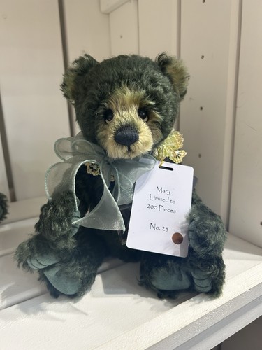 Mary charlie bears - ,