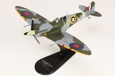 HA7861 Hobby Master Spitfire