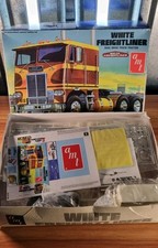 AMT 620 White Freightliner