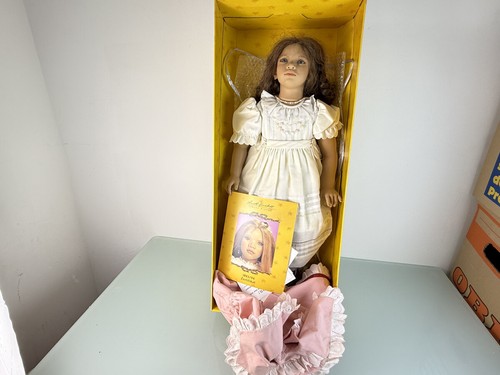 Artist doll annette - artist,