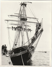 POOLE QUAY, HARBOUR "T.S. ROYALIST" VINTAGE PHOTOGRAPH approx 9 x 7 inches. 1985