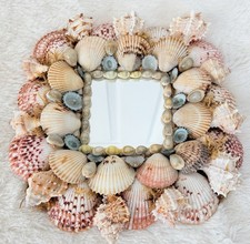 Vintage Handmade Square