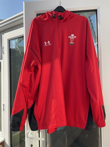 Wales wru hooded - wales,