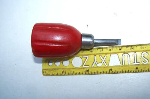 Stubby scalloped coffin tip - stubby,
