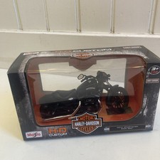 NIB Maisto HD Custom Harley
