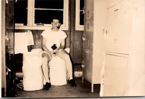 Vintage 1950s snapshot - 1950s,