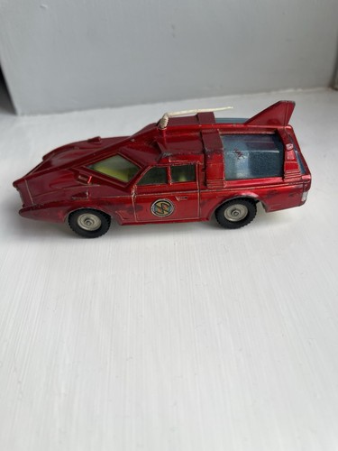 Dinky toys captain - dinky,