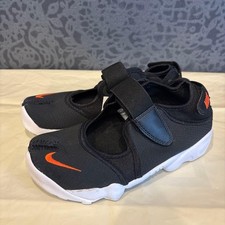 NIKE Wmns AIR RIFT BR