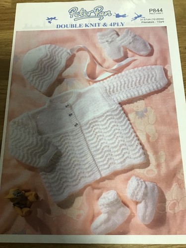 Knitting pattern for - , babies