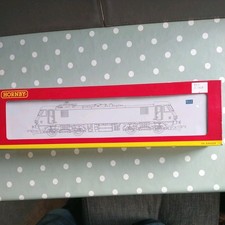 Hornby OO Gauge R3053A Class