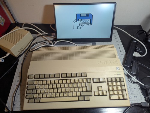 Commodore amiga 500 home - commodore,
