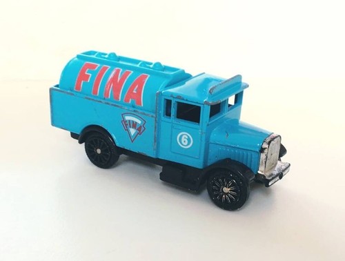 Corgi fina morris tanker truck - fina,