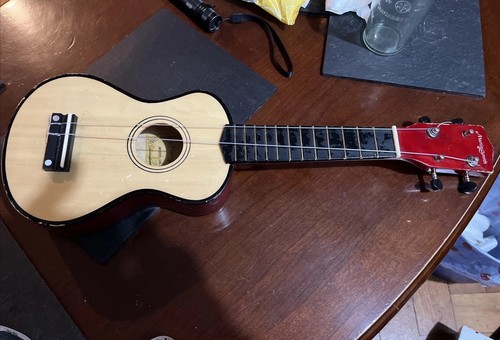 Martin smith red ukelele - martin,