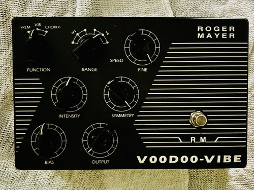 1995 roger mayer voodoo - 1995, voodoo-vibe