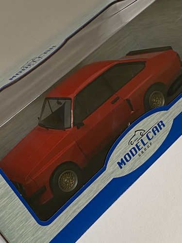 Mcg 1977 ford escort mkii - 1/18,