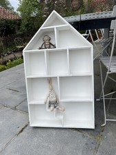 SHELVES IN SHAPE OF HOUSE - gorgeous for all those MAILEG Bunnies - 10 cm Depth