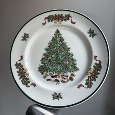 Set of 6 Johnson Brothers Vintage Victorian Christmas Dinner Plates 🎄 10inches