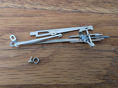 Hornby x1129 valve gear - hornby,