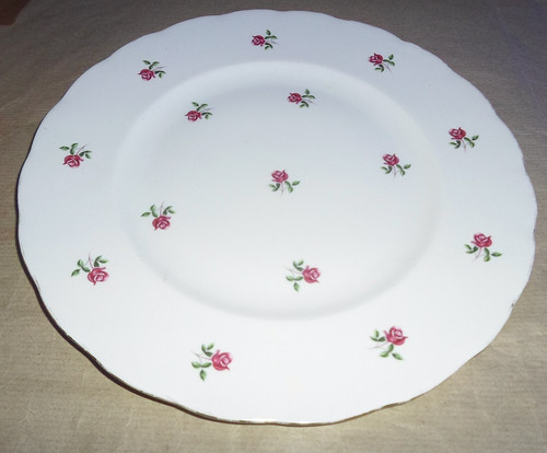Colclough bone china rosebud - bone,