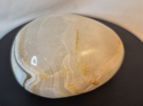 Vintage polished onyx egg - polished,