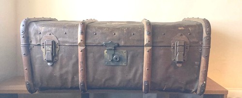Vintage steamer trunk luggage - trunk,