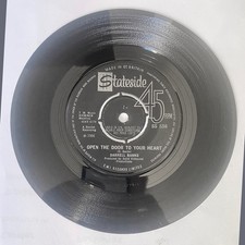 Darrell Banks: Open he Door To Your Heart/ Our Love (Is In The Pocket) UK issue