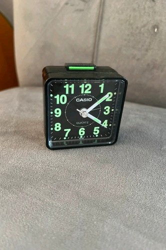 Casio 140 1ef - travel, alarm