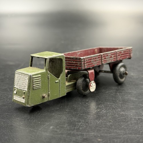 Vintage dinky toys 33a - dinky,