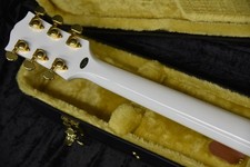 Epiphone Inspired by Gibson