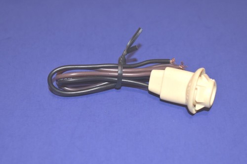 Side marker light - marker, socket