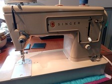 Vintage Singer 449 Sewing