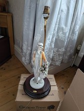 Florence Giuseppe Armani Young Lady wth Vase of Flowers 0498C Figurine with Lamp