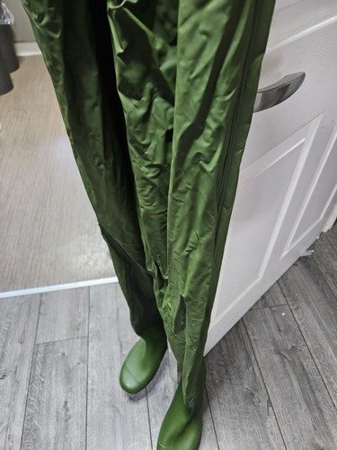 Fishing chest waders size - chest,
